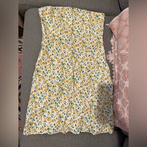Old Navy Yellow Green floral Smocked knee length strapless dress medium m tall